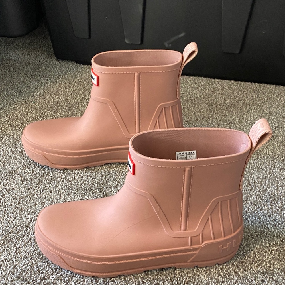 NWOB Hunter Women's Pink Rain Boots Size 9 - Picture 3 of 7